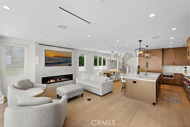 MLS #OC25165821 image #17