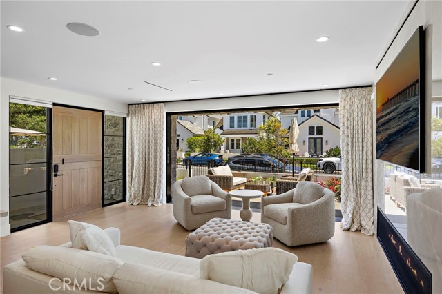 MLS #OC25165821 image #22