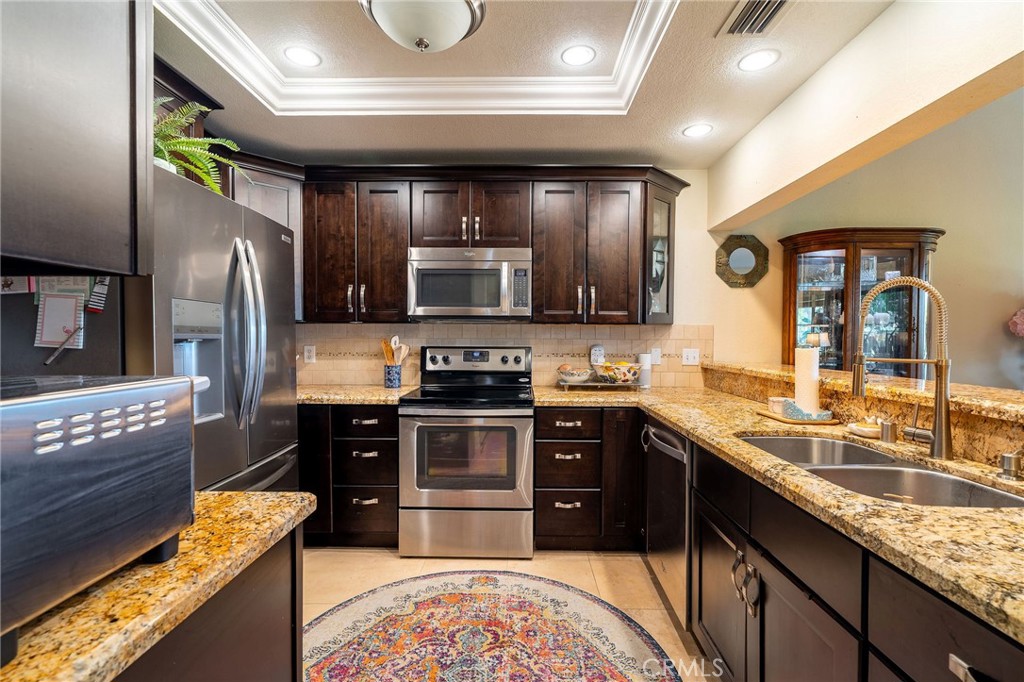 MLS #OC25165850 image #11