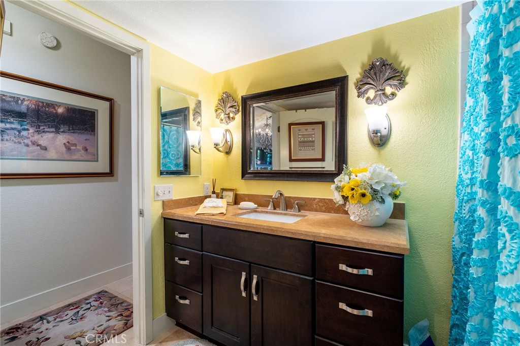 MLS #OC25165850 image #17