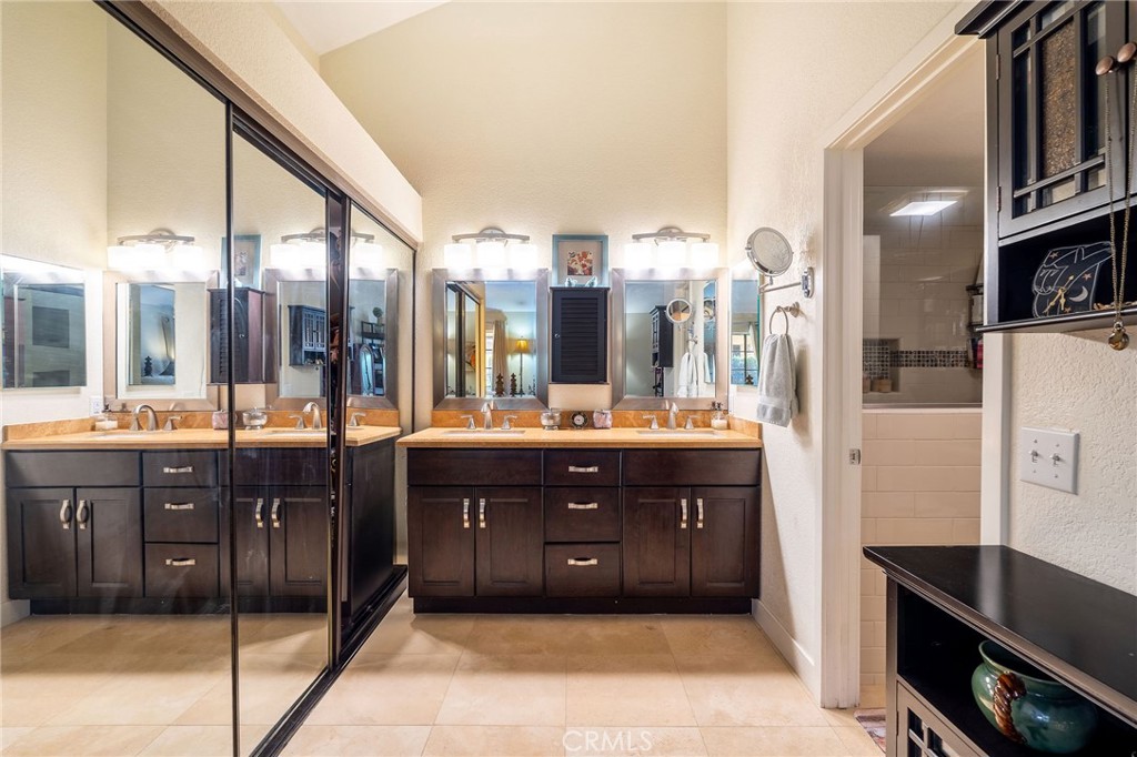 MLS #OC25165850 image #21