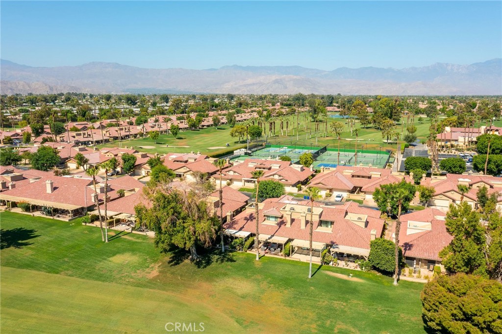 MLS #OC25165850 image #38