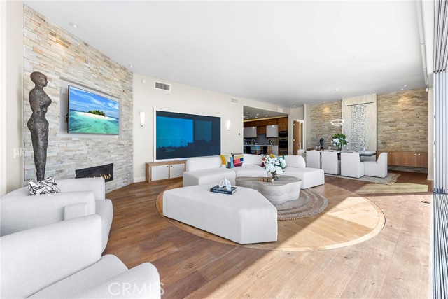 MLS #OC25165949 image #48