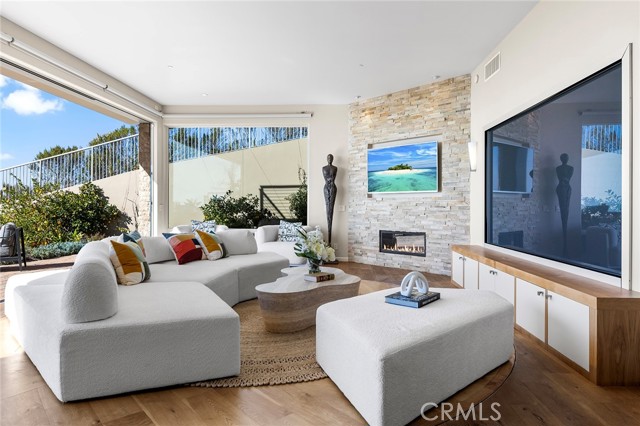 MLS #OC25165949 image #49