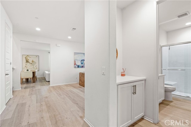 MLS #OC25165969 image #17