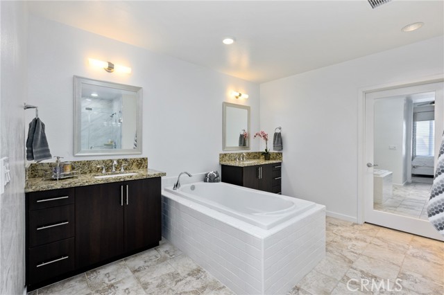 MLS #OC25166145 image #17