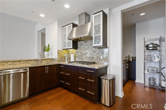 MLS #OC25166145 image #9