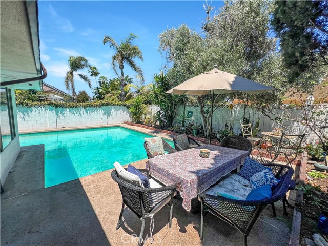 MLS #OC25166146 image #4