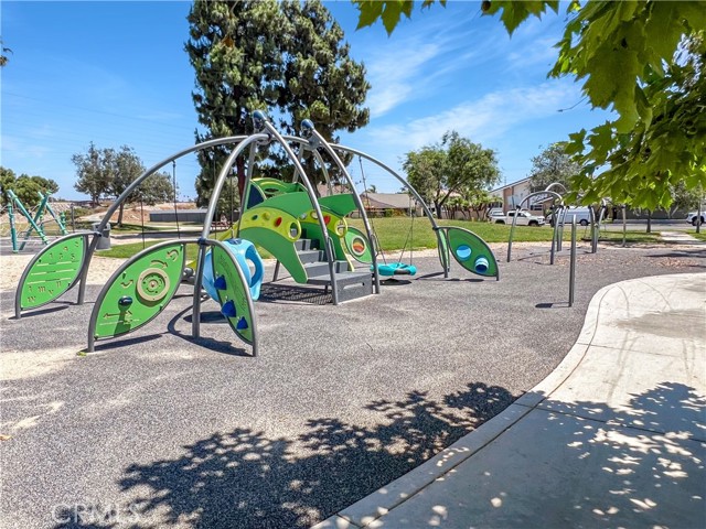 MLS #OC25166146 image #9