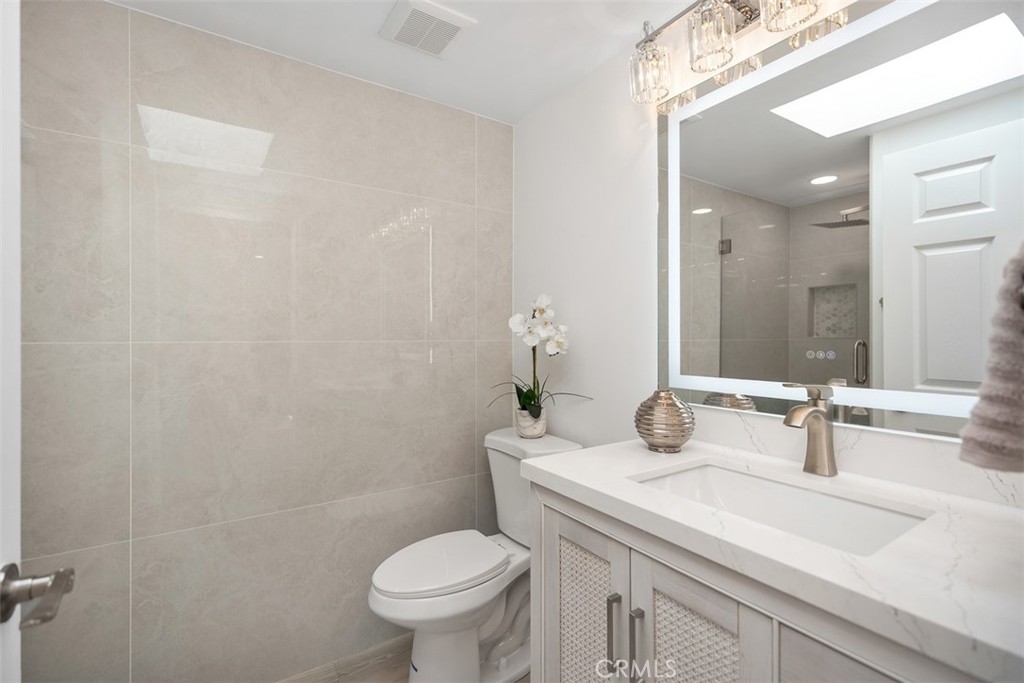 MLS #OC25166462 image #21