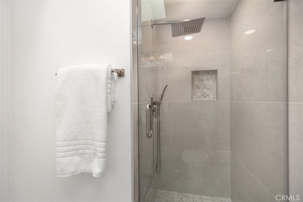 MLS #OC25166462 image #22