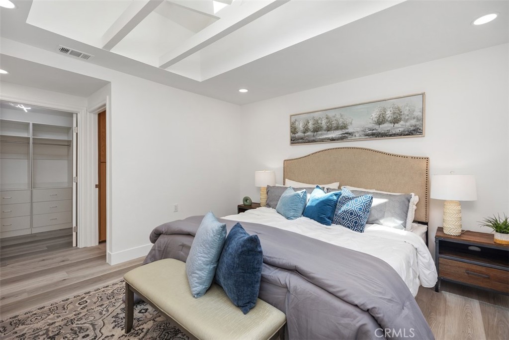 MLS #OC25166462 image #29