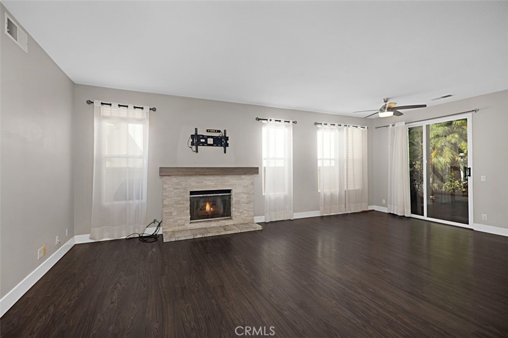 MLS #OC25166499 image #17