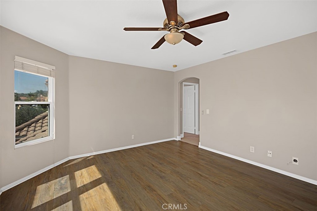 MLS #OC25166499 image #24