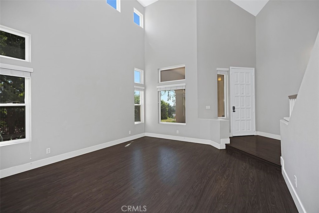 MLS #OC25166499 image #8