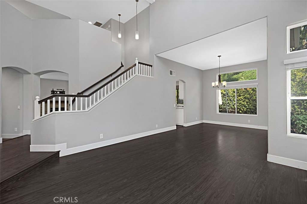 MLS #OC25166499 image #9