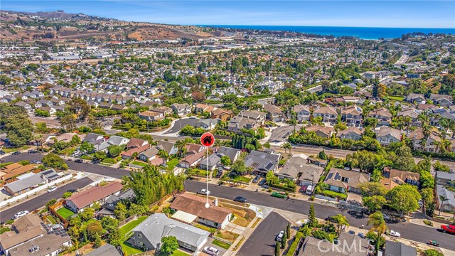 MLS #OC25166554 image #1