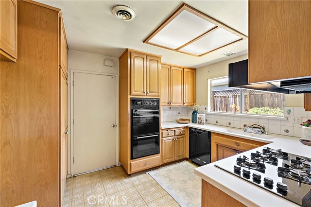 MLS #OC25166554 image #11