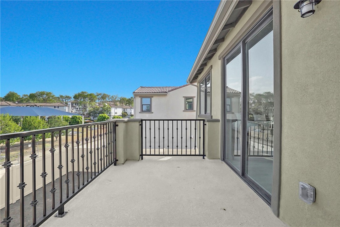 MLS #OC25166652 image #13