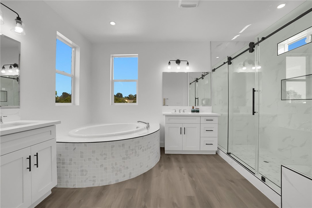 MLS #OC25166652 image #14