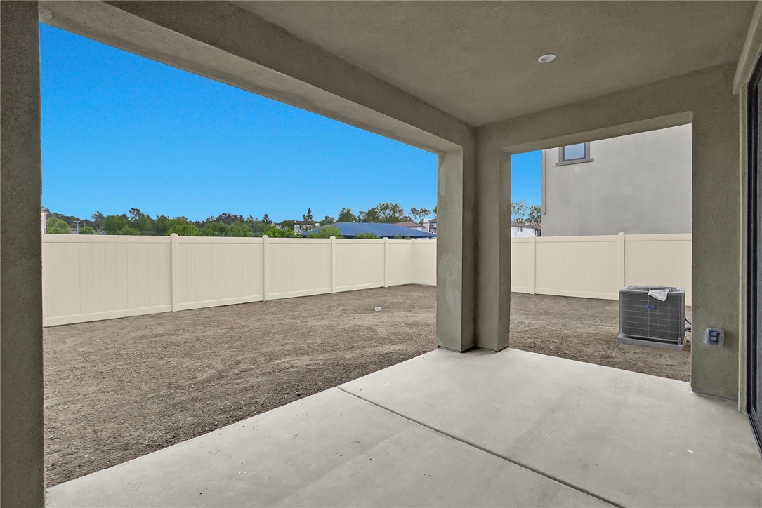 MLS #OC25166652 image #21