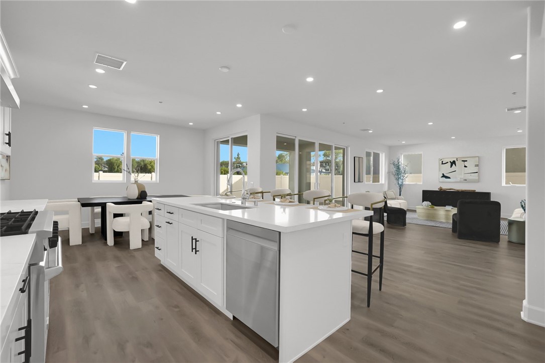 MLS #OC25166652 image #6