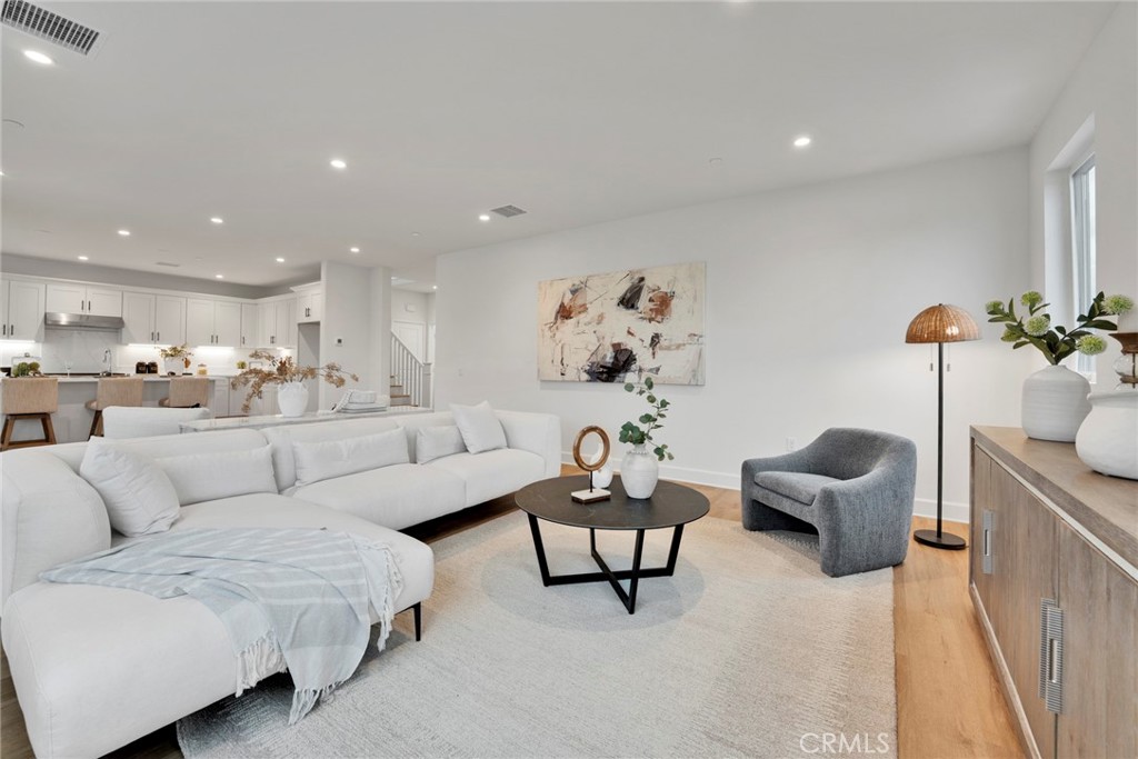 MLS #OC25166671 image #15