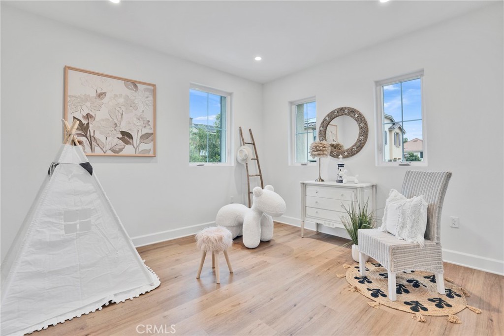 MLS #OC25166671 image #16