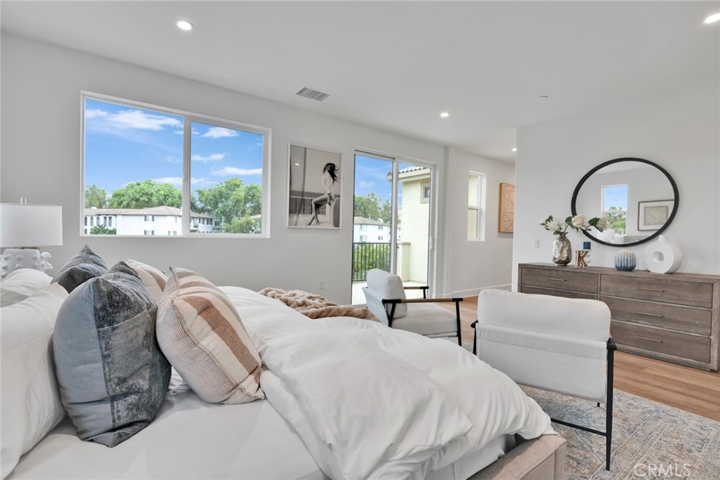 MLS #OC25166671 image #20