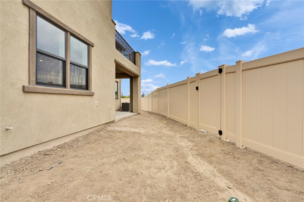 MLS #OC25166671 image #3