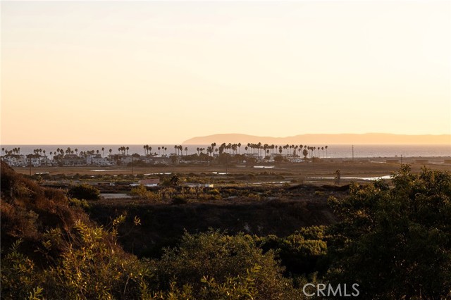 MLS #OC25166964 image #16