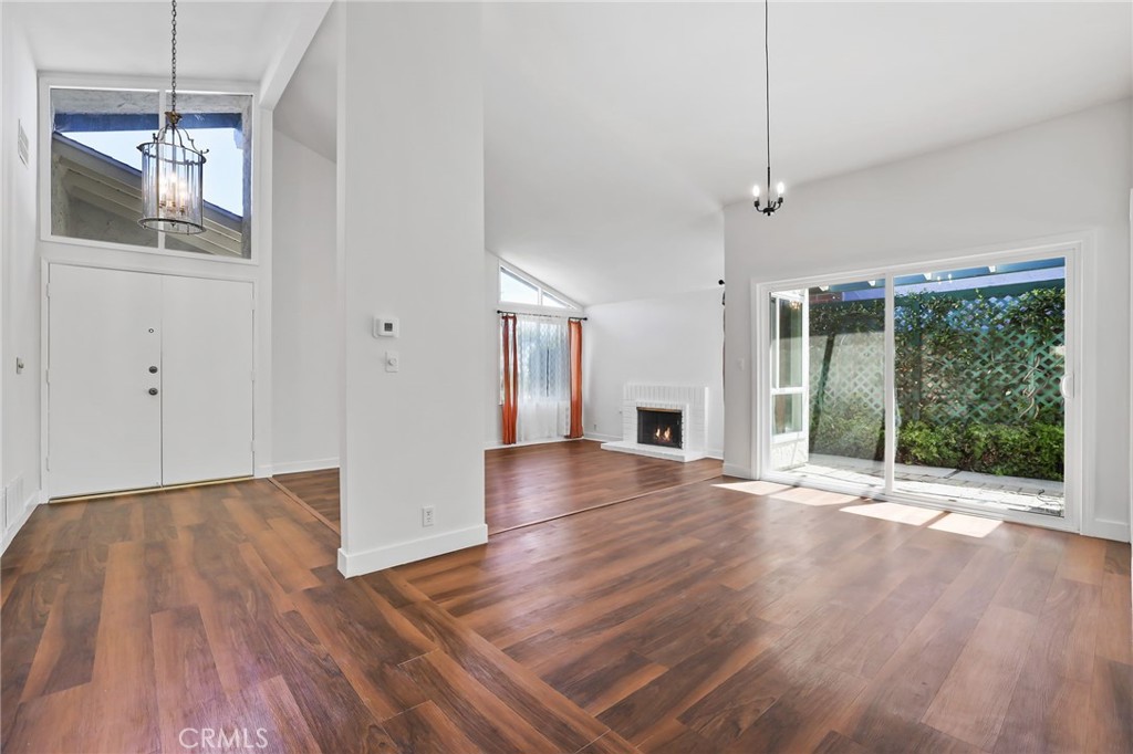 MLS #OC25167014 image #14