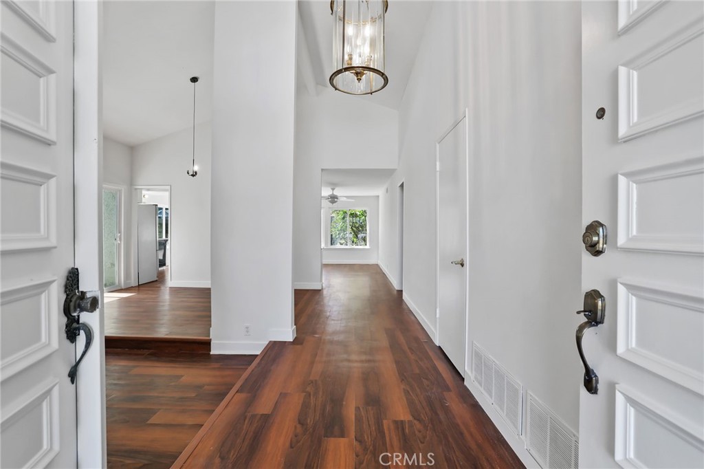 MLS #OC25167014 image #7