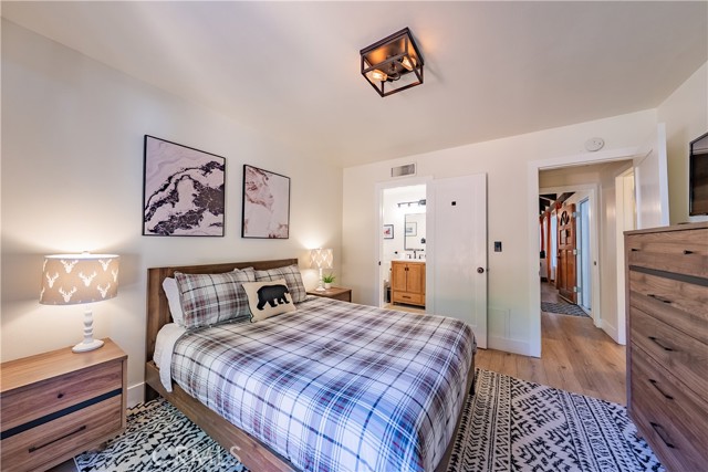 MLS #OC25167048 image #18