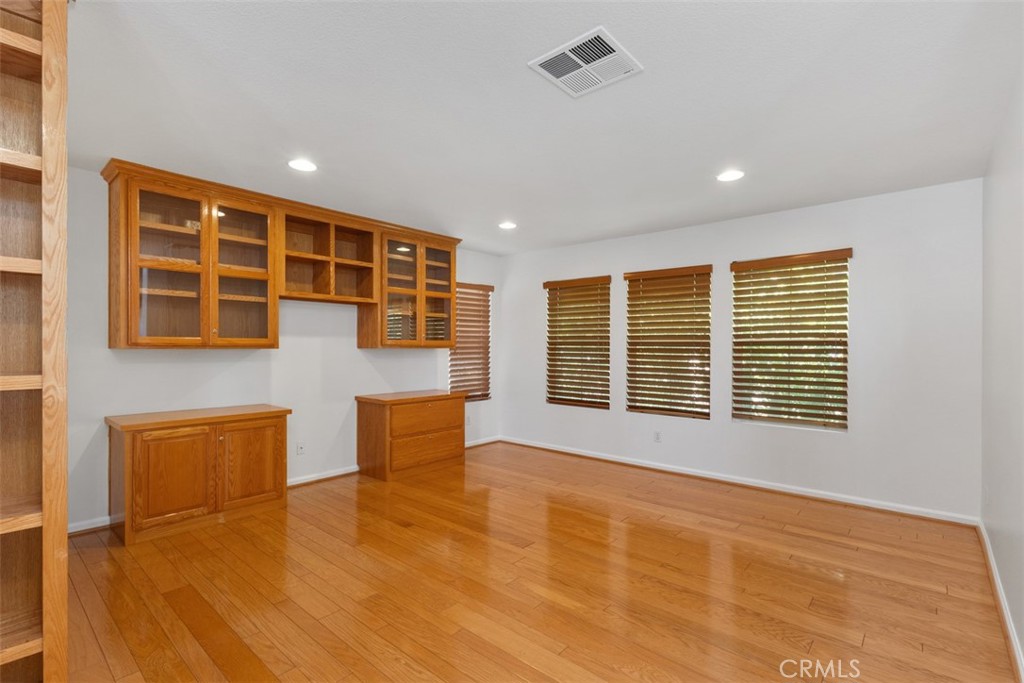 MLS #OC25167133 image #27