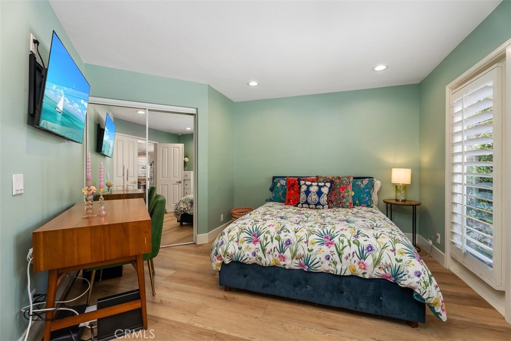 MLS #OC25167183 image #16