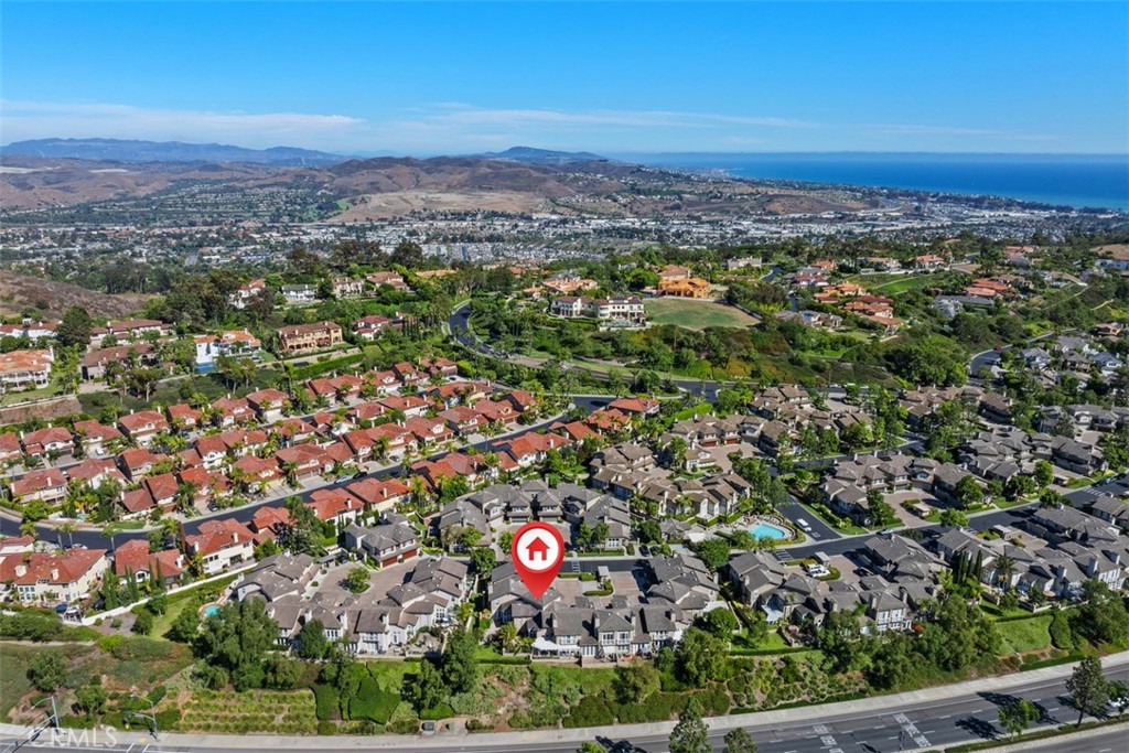 MLS #OC25167183 image #33