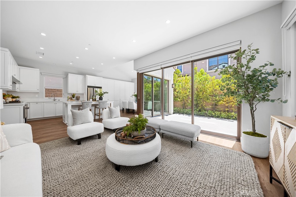 MLS #OC25167398 image #10