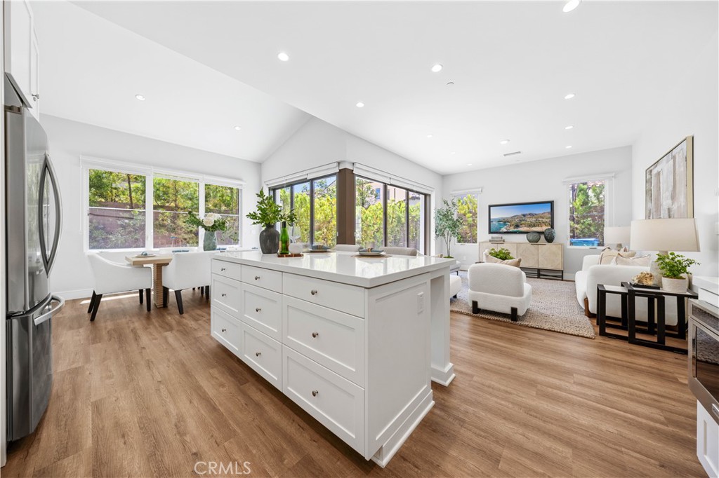 MLS #OC25167398 image #13