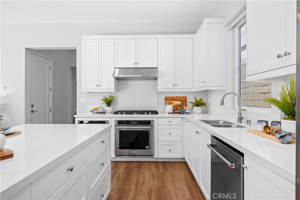 MLS #OC25167398 image #17