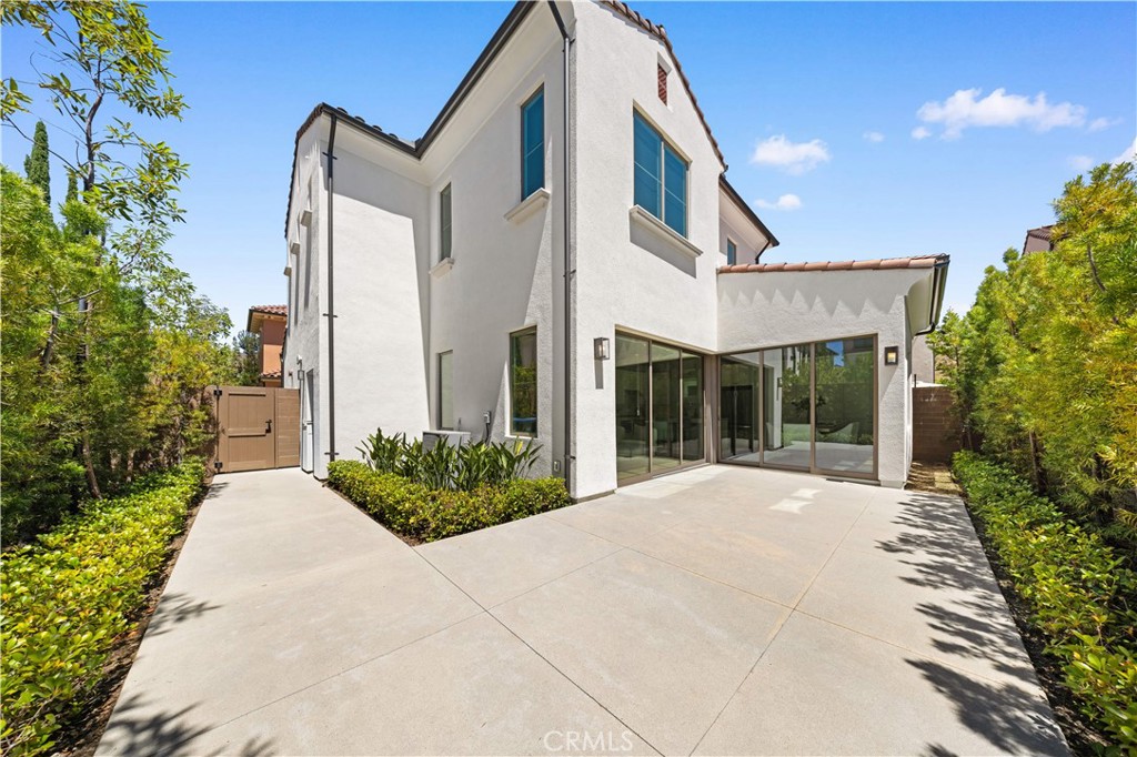 MLS #OC25167398 image #19