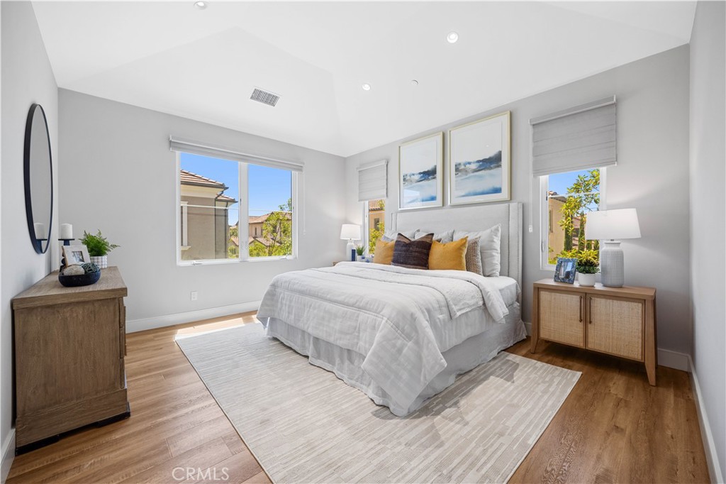 MLS #OC25167398 image #26