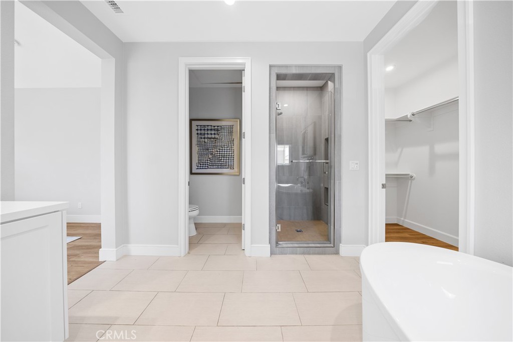 MLS #OC25167398 image #30