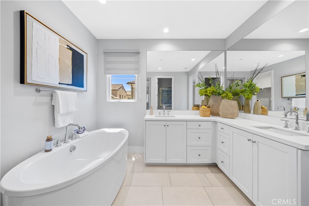 MLS #OC25167398 image #31