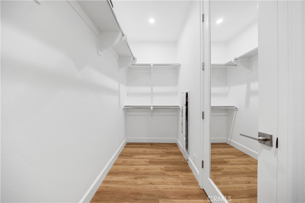 MLS #OC25167398 image #33