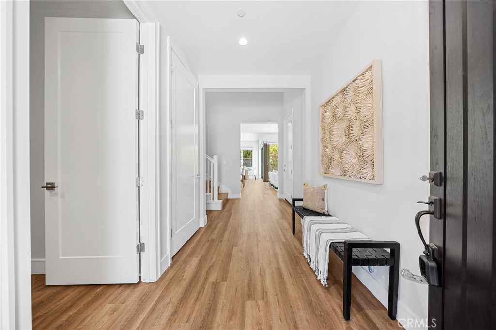 MLS #OC25167398 image #4
