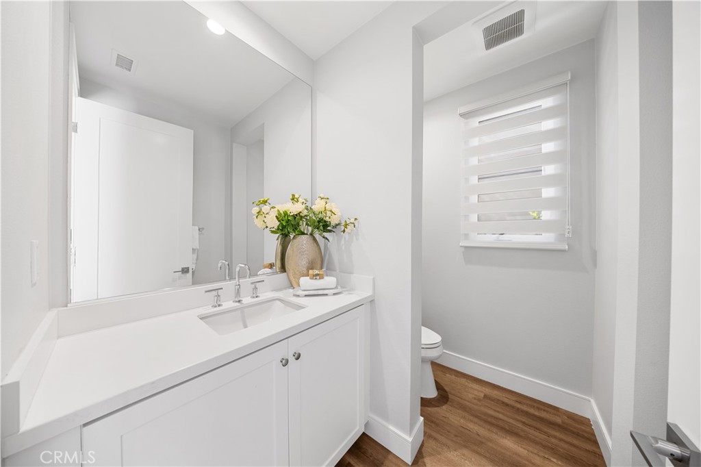 MLS #OC25167398 image #5