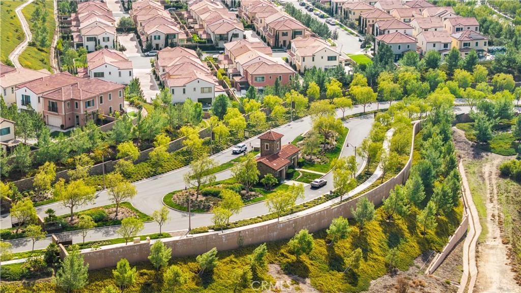 MLS #OC25167398 image #55