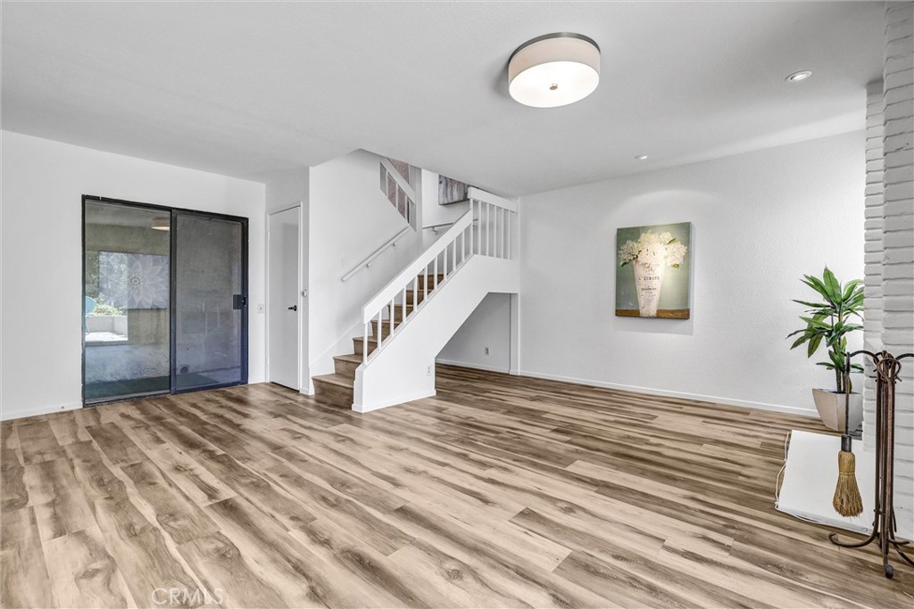 MLS #OC25167471 image #12