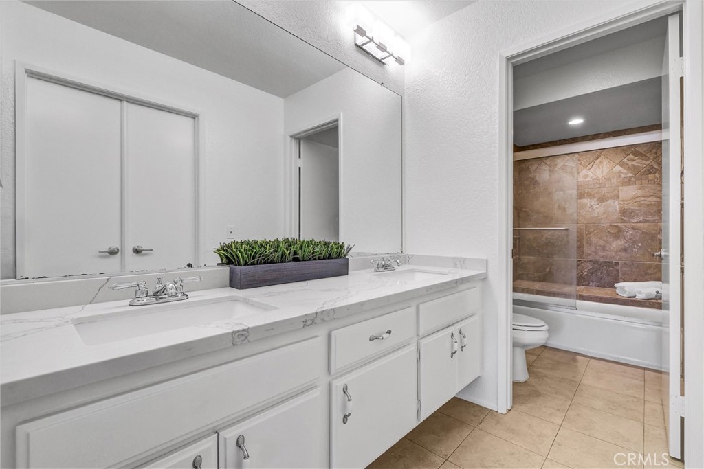 MLS #OC25167471 image #18